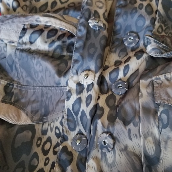 Leopard print light jacket, size S - Picture 3 of 4